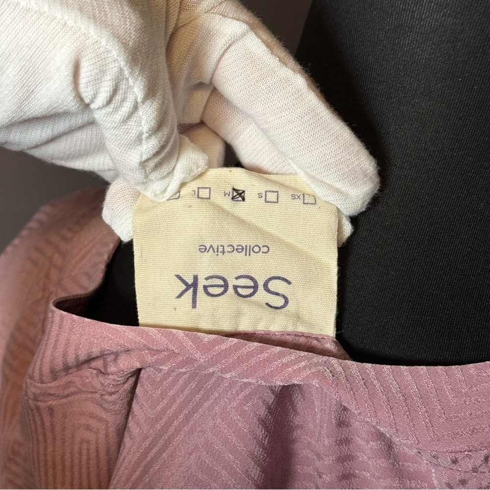 Seek Collective Pink Textured Peplum Tunic Top - Picture 4 of 5
